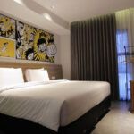 desain kamar hotel minimalis