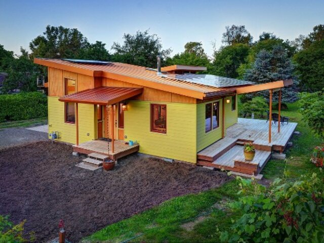 rumah full kayu